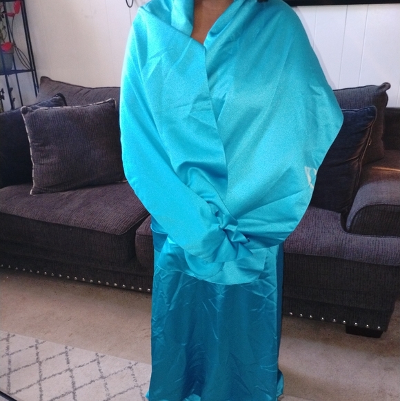 Dress For Prom - Picture 3 of 5